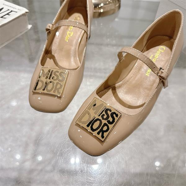 2025112717154049 270